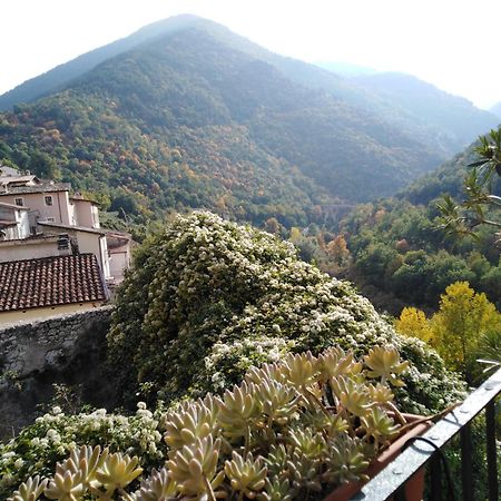 La Fantesca Appartement Pettorano sul Gizio Buitenkant foto