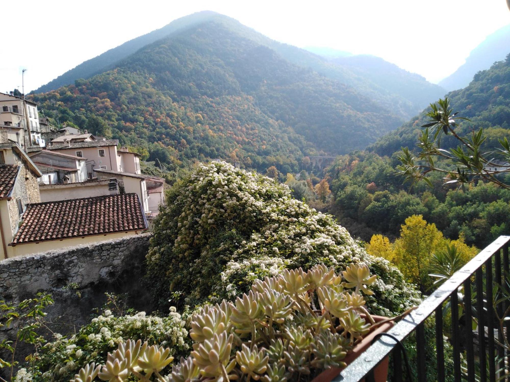 La Fantesca Appartement Pettorano sul Gizio Buitenkant foto