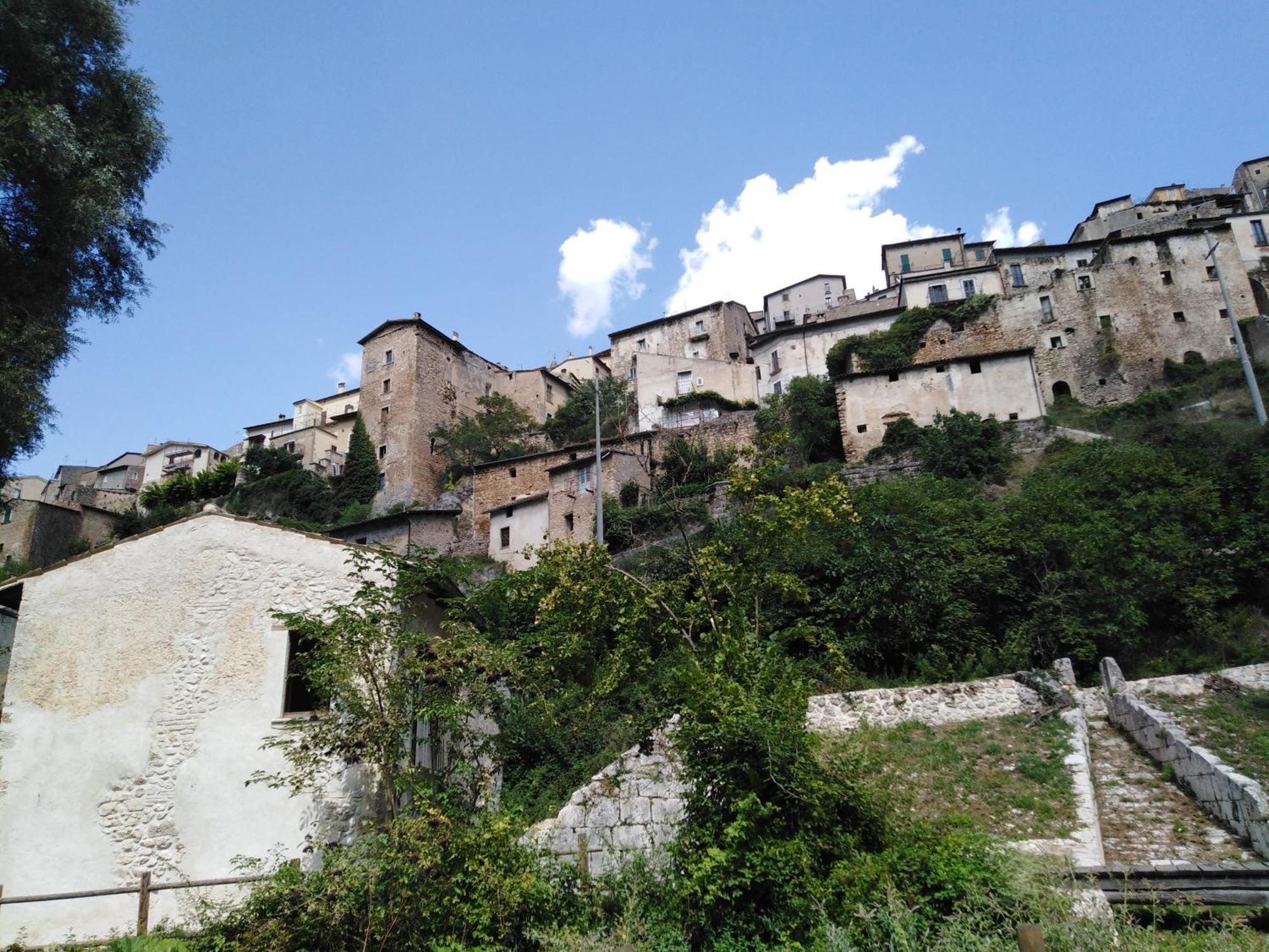 La Fantesca Appartement Pettorano sul Gizio Buitenkant foto