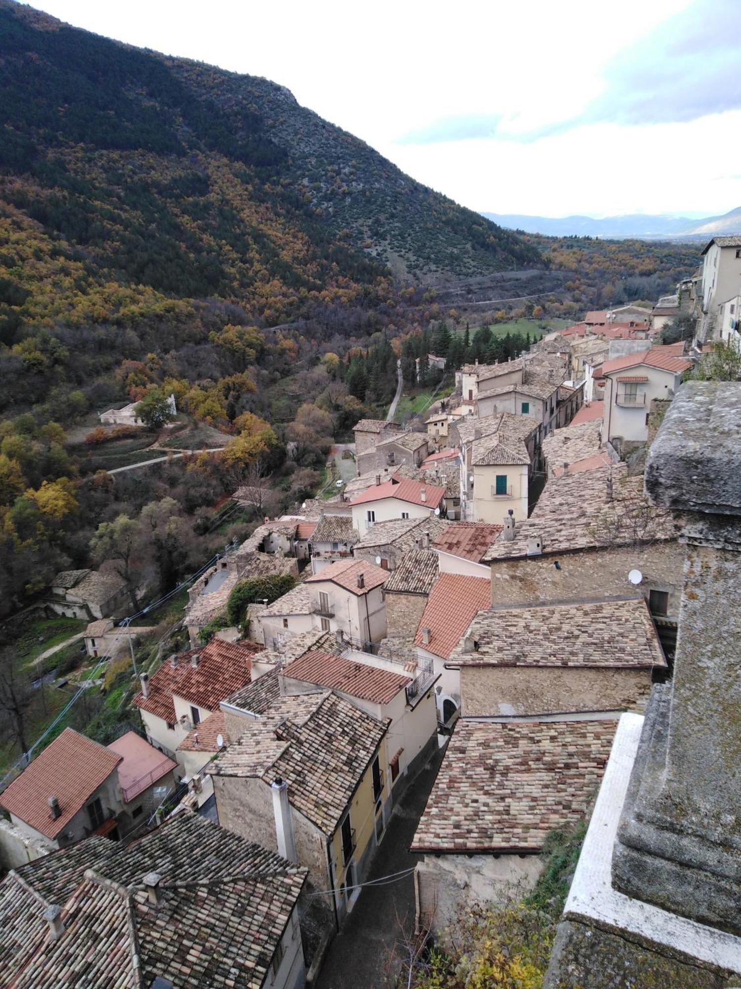 La Fantesca Appartement Pettorano sul Gizio Buitenkant foto