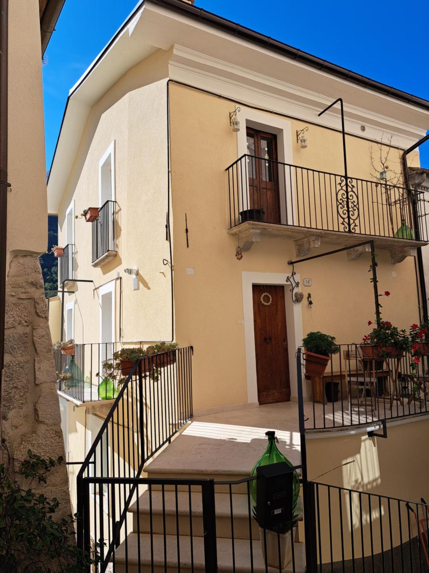 La Fantesca Appartement Pettorano sul Gizio Buitenkant foto
