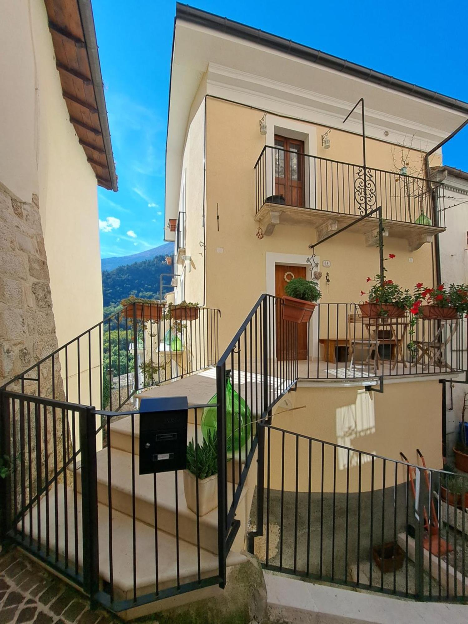 La Fantesca Appartement Pettorano sul Gizio Buitenkant foto