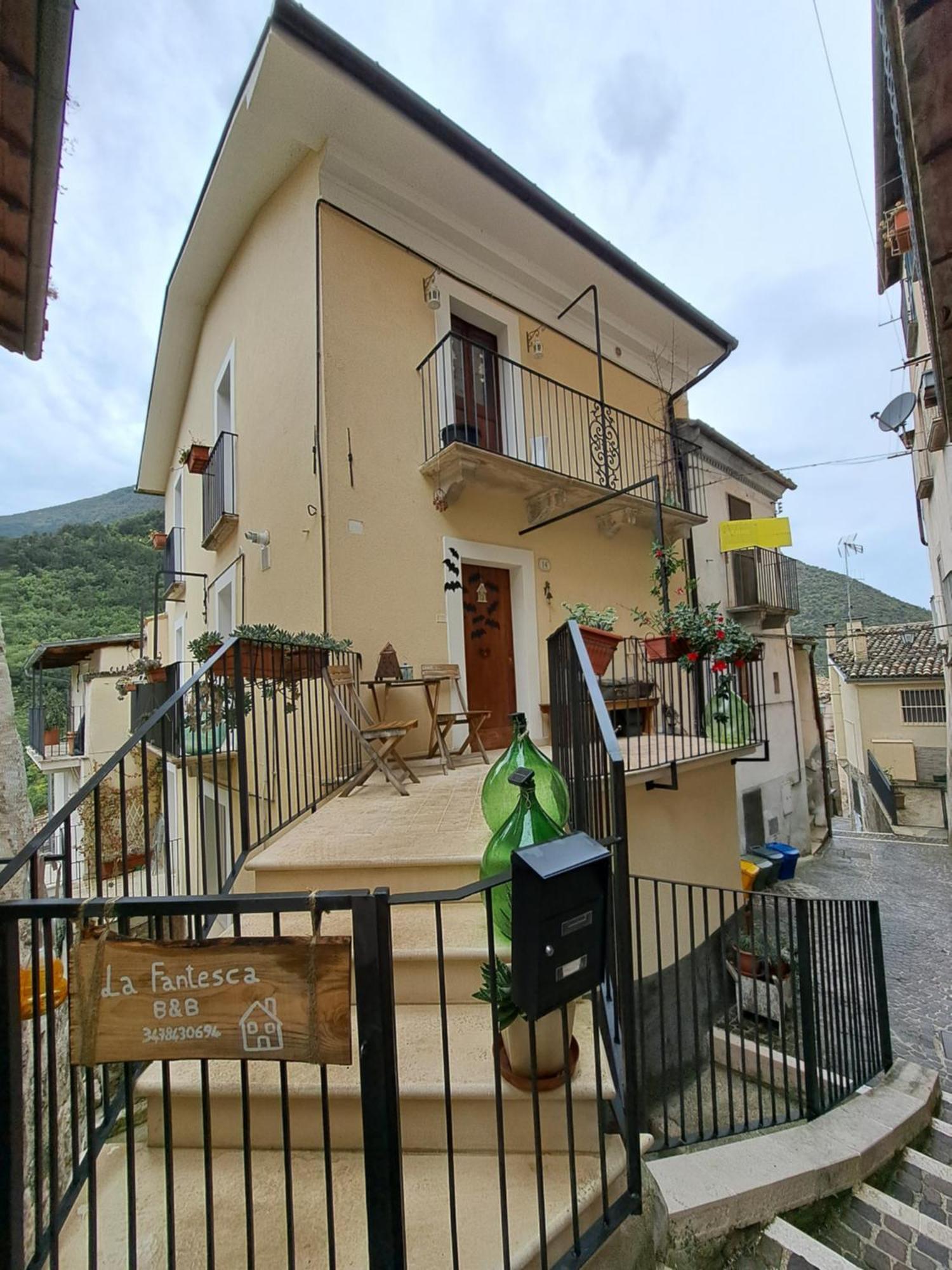 La Fantesca Appartement Pettorano sul Gizio Buitenkant foto
